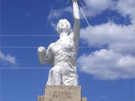 В Якутии идет голосование за лучший памятник республики