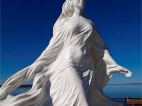 В Якутии идет голосование за лучший памятник республики