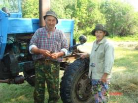 Золотой свадебный юбилей отмечает семья Чемпосовых из Олекминского района Якутии