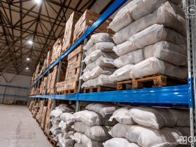 В Якутске открыли оптово-распределительный центр «Якутоптторга»