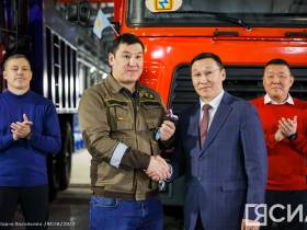 Филиалы ГУП ЖКХ Якутии в районах получили новую спецтехнику