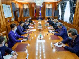 Айсен Николаев особое внимание уделил качественной реализации нацпроектов в Якутии