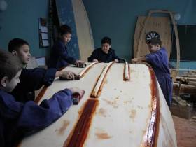 Как в Якутии создают яхты и обучают детей парусному спорту