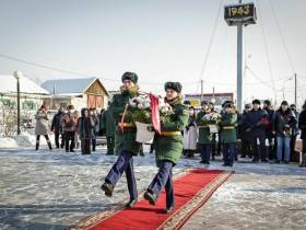 В Якутске почтили память воинов, павших на озере Ильмень