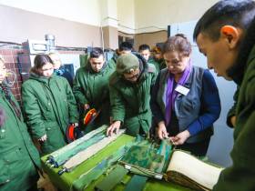 Школьники из Якутии инициировали экспедицию в память о воинах, павших на озере Ильмень
