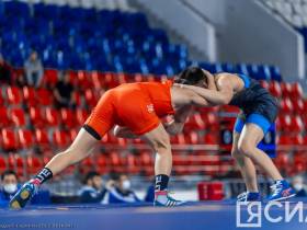 Фоторепортаж: Первый день чемпионата Дальнего Востока по вольной борьбе