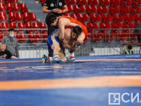 Фоторепортаж: Первый день чемпионата Дальнего Востока по вольной борьбе