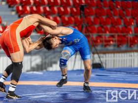 Фоторепортаж: Первый день чемпионата Дальнего Востока по вольной борьбе