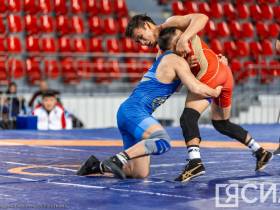 Фоторепортаж: Первый день чемпионата Дальнего Востока по вольной борьбе