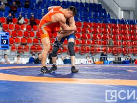 Фоторепортаж: Первый день чемпионата Дальнего Востока по вольной борьбе