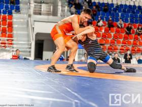 Фоторепортаж: Первый день чемпионата Дальнего Востока по вольной борьбе