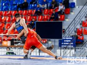 Фоторепортаж: Первый день чемпионата Дальнего Востока по вольной борьбе