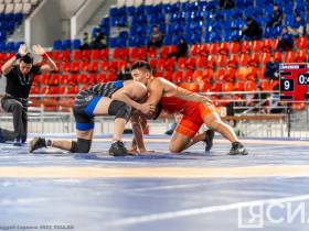 Фоторепортаж: Первый день чемпионата Дальнего Востока по вольной борьбе