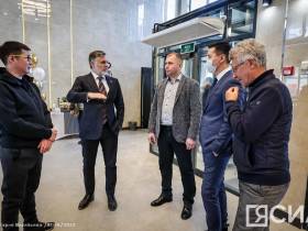 Жильцам вручили ключи от новых квартир в современном доме в Якутске