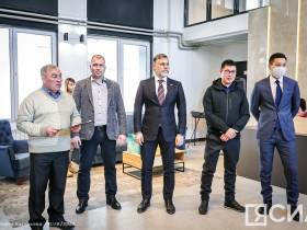 Жильцам вручили ключи от новых квартир в современном доме в Якутске