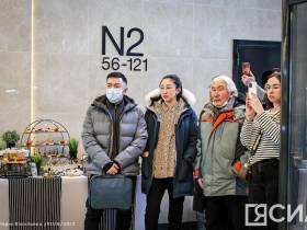 Жильцам вручили ключи от новых квартир в современном доме в Якутске