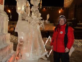 Признанный мастер деревянных и ледовых скульптур. Финалист "Гордости Якутии" Александр Шадрин