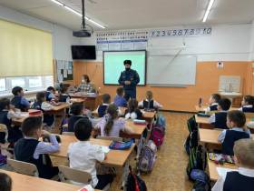 Сотрудники МЧС Якутии провели открытые уроки по безопасности жизнедеятельности