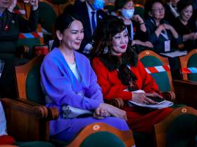 Айсен Николаев: Якутянки успешно совмещают карьеру и сохранение семейных традиций