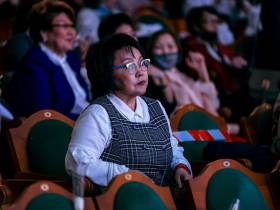 Айсен Николаев: Якутянки успешно совмещают карьеру и сохранение семейных традиций