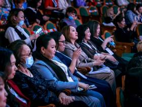 Анжелику Андрееву переизбрали председателем Союза женских организаций Якутии