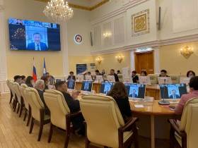 11 гимназий и лицеев Якутии получили сертификаты признания первого президента республики