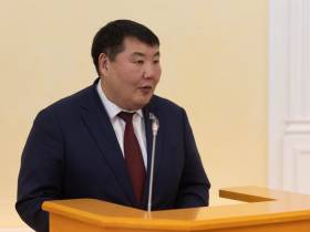 11 гимназий и лицеев Якутии получили сертификаты признания первого президента республики