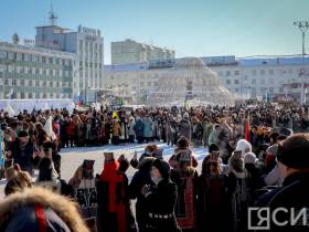 Масштабное шествие и осуохай. В Якутии стартовал Год культурного наследия народов России