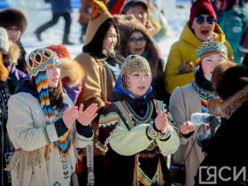 Масштабное шествие и осуохай. В Якутии стартовал Год культурного наследия народов России