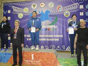 Титулованные мас-рестлеры вернули свое лидерство на чемпионате Якутии