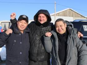 Город Удачный Якутии поддержал воинов России автопробегом