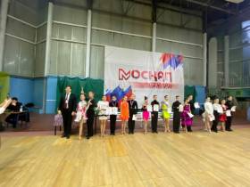 Танцоры Якутска завоевали серебро и золото московских соревнований по танцевальному спорту 
