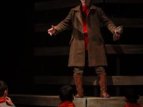 ФОТО. В Саха театре состоялась премьера спектакля «Маарыкчаан ыччаттара» от Сергея Потапова