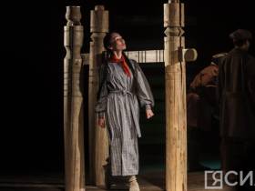 ФОТО. В Саха театре состоялась премьера спектакля «Маарыкчаан ыччаттара» от Сергея Потапова