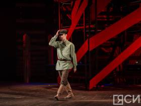 ФОТО. В Саха театре состоялась премьера спектакля «Маарыкчаан ыччаттара» от Сергея Потапова