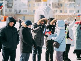 В Якутске прошел флешмоб к годовщине воссоединения Крыма с Россией
