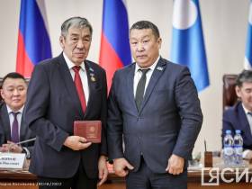 В Якутии поздравили работников ЖКХ с наступающим профессиональным праздником