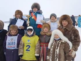 Гонки на оленях стали частью празднования Дня оленевода в Оленекском районе Якутии