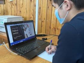 Студенты арктических колледжей Якутии смогут обучиться удаленно без подключения к интернету