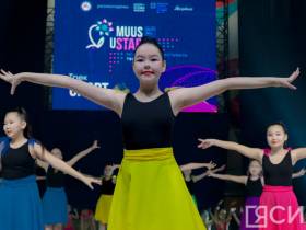 Фоторепортаж. Концерт Федерации художественной гимнастики Якутии с участием Арины и Дины Авериных