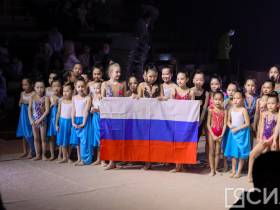 Фоторепортаж. Концерт Федерации художественной гимнастики Якутии с участием Арины и Дины Авериных