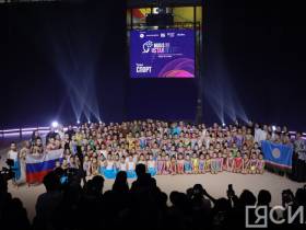 Фоторепортаж. Концерт Федерации художественной гимнастики Якутии с участием Арины и Дины Авериных