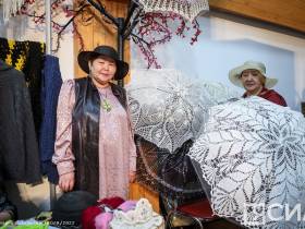 Выставка-ярмарка творчества серебряных волонтеров развернулась в Якутске