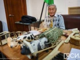 Выставка-ярмарка творчества серебряных волонтеров развернулась в Якутске