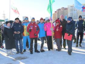 Трудовые коллективы Якутии состязались на лыжне