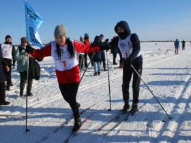Трудовые коллективы Якутии состязались на лыжне