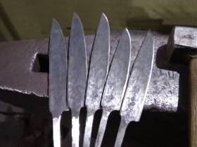 Анатолий Брызгалов из Намского района нашел свое призвание в кузнечном ремесле