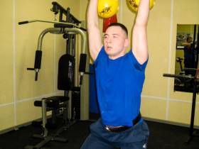 Соревнования по гиревому спорту прошли среди горноспасательных частей МЧС Якутии