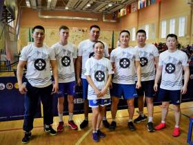 Без мастеров. Команды наслегов Якутии борются за табун лошадей на турнире по мас-рестлингу