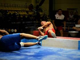 Команда села Чинэкэ выиграла турнир по мас-рестлингу среди наслегов Якутии